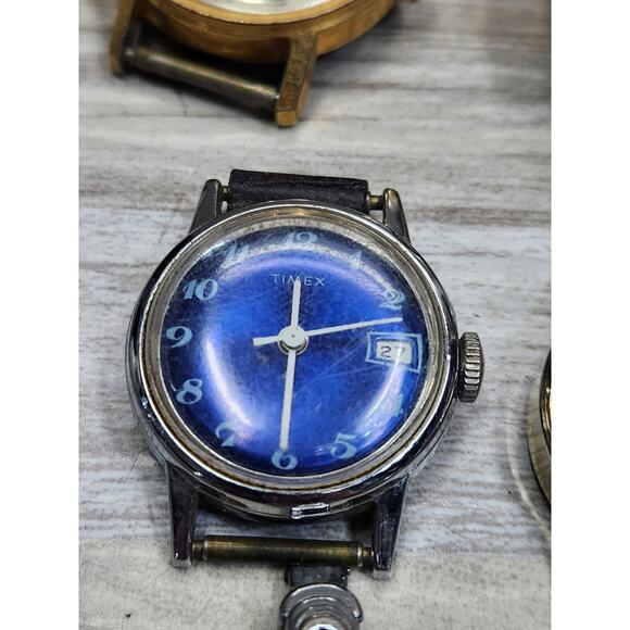 LOT OF 13 VINTAGE LADIES Timex WRIST WATCHES PARTS REPAIR Untested - Picture 2 of 14